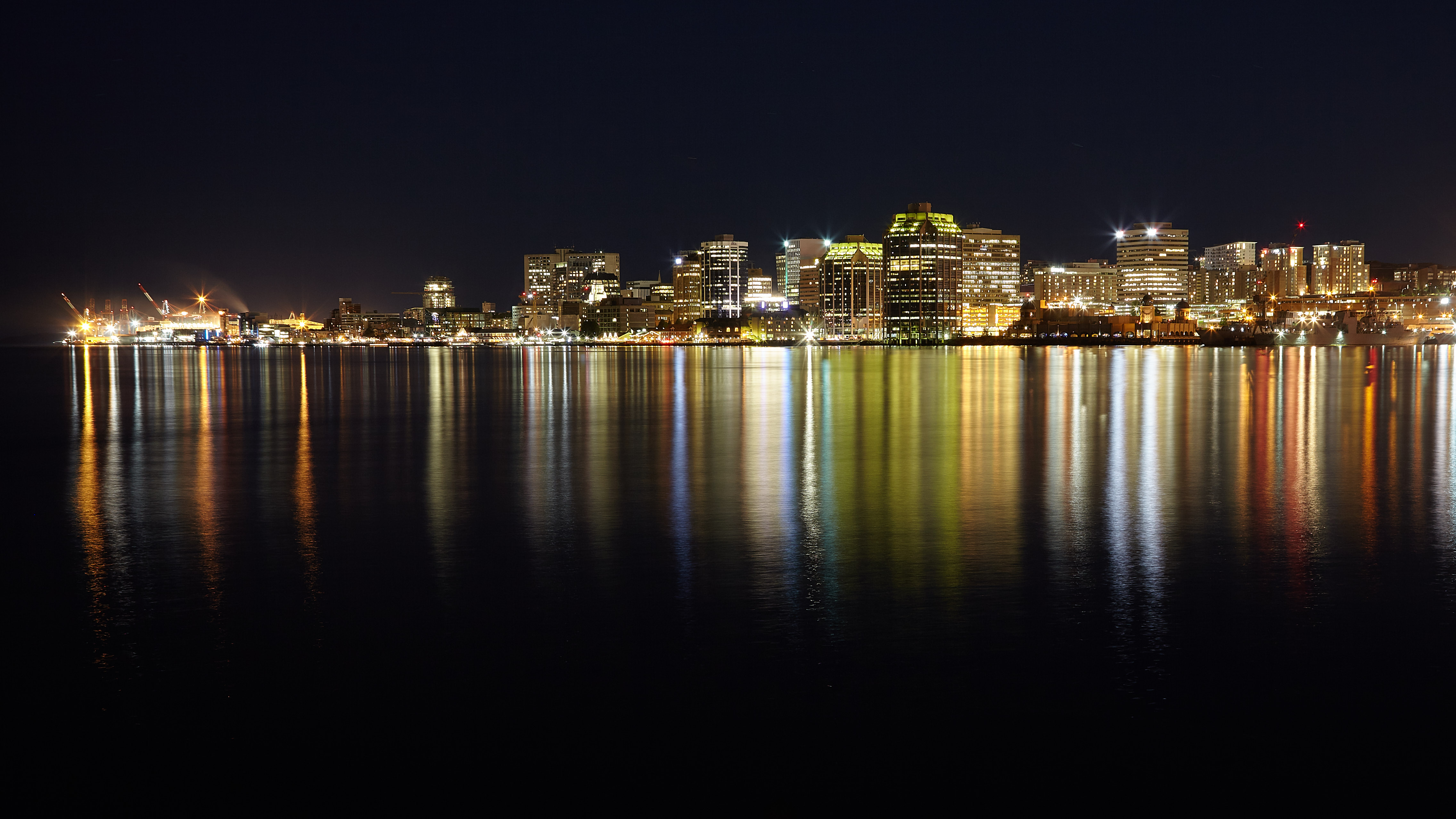20170828 Halifax Skyline bei Nacht 206
